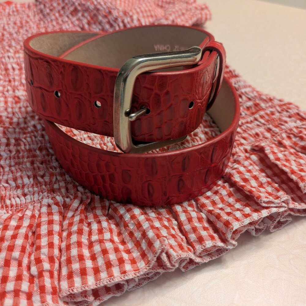 Red Leather Belt - ostrich textured leather belt Size Small EUC
